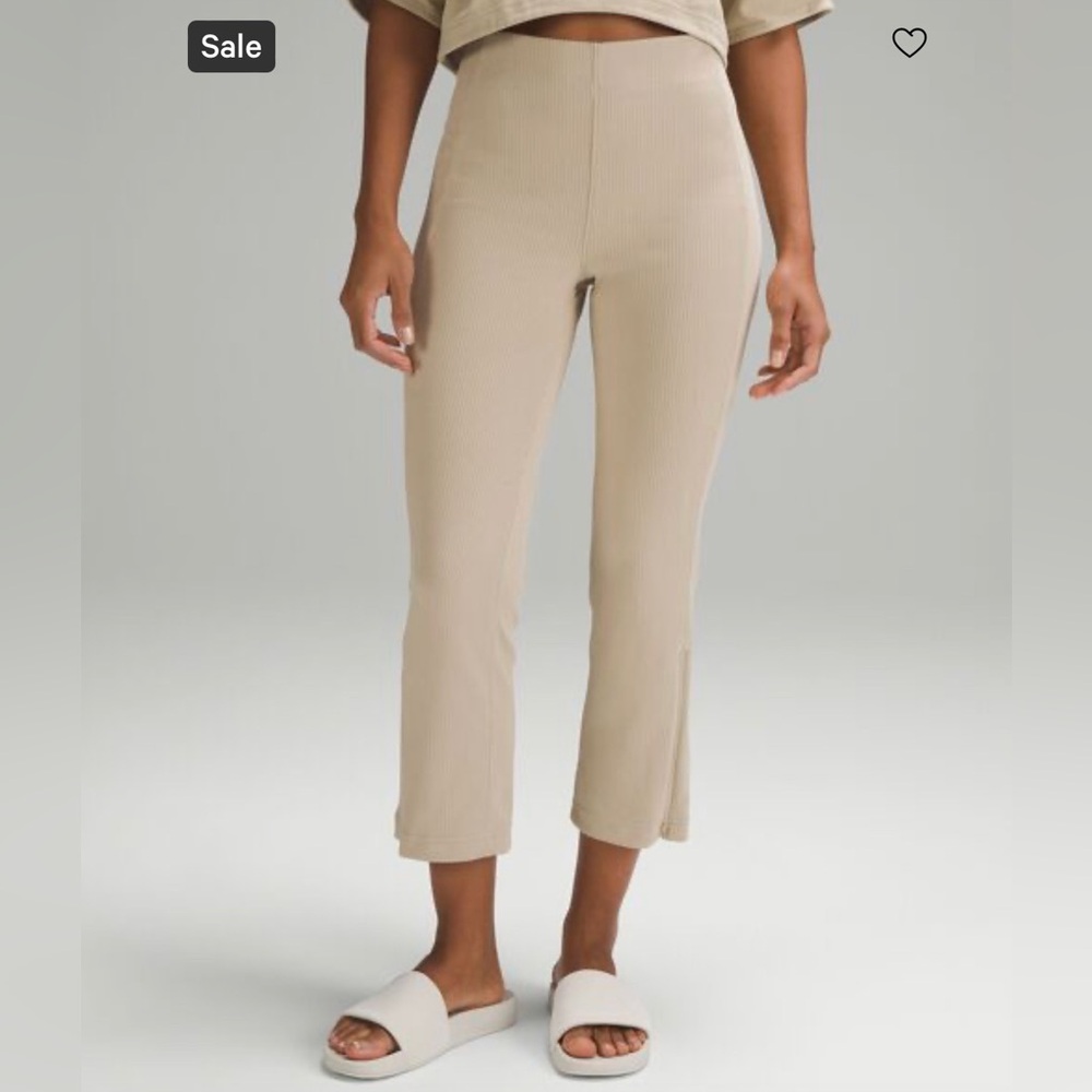 NWT  Lululemon Ribbed Softstreme Zip-Leg High-Rise Cropped Pant 25 Trench Sz 2